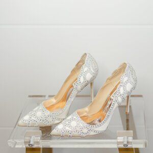 Badgley Mischka Women's Rouge Dress Pump Ivory 8 Satin Wedding